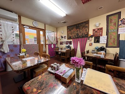 Ahuja Restaurant