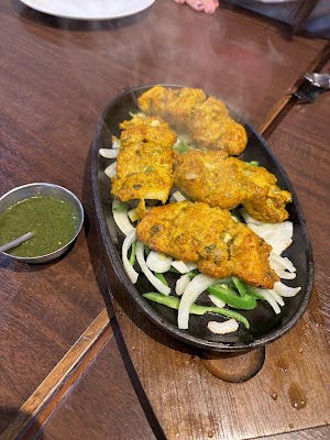 Authentic Indian cuisine YOGI KITCHEN Miyakojima