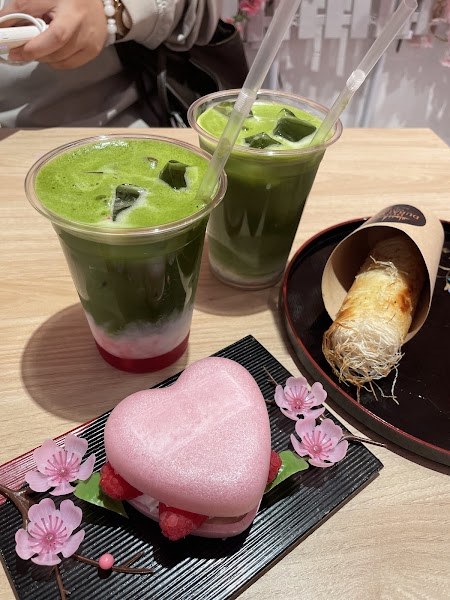 お雛カフェ抹茶原宿 Harajuku Ohina café Matcha halal