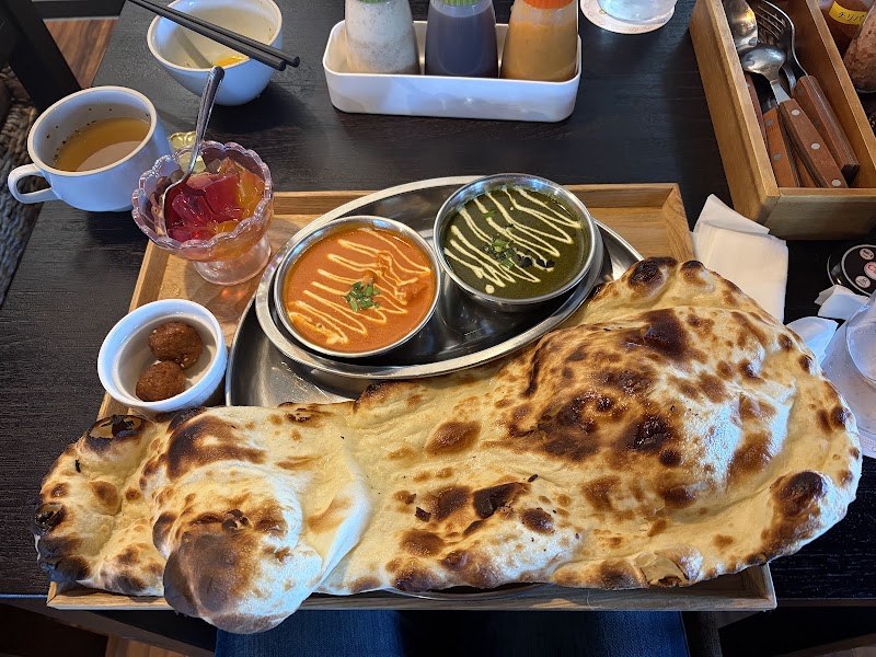 スパイスカレー&ハンバーグComeCome