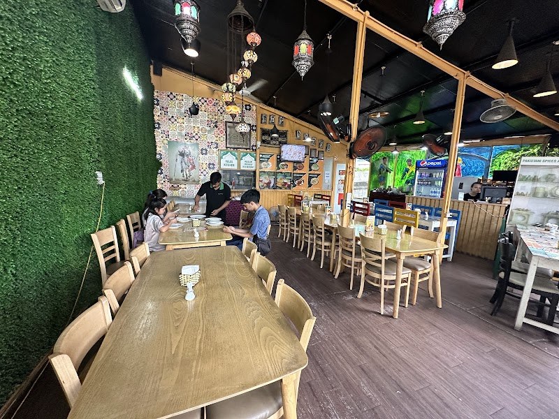 Nan n Kabab Halal Resturant