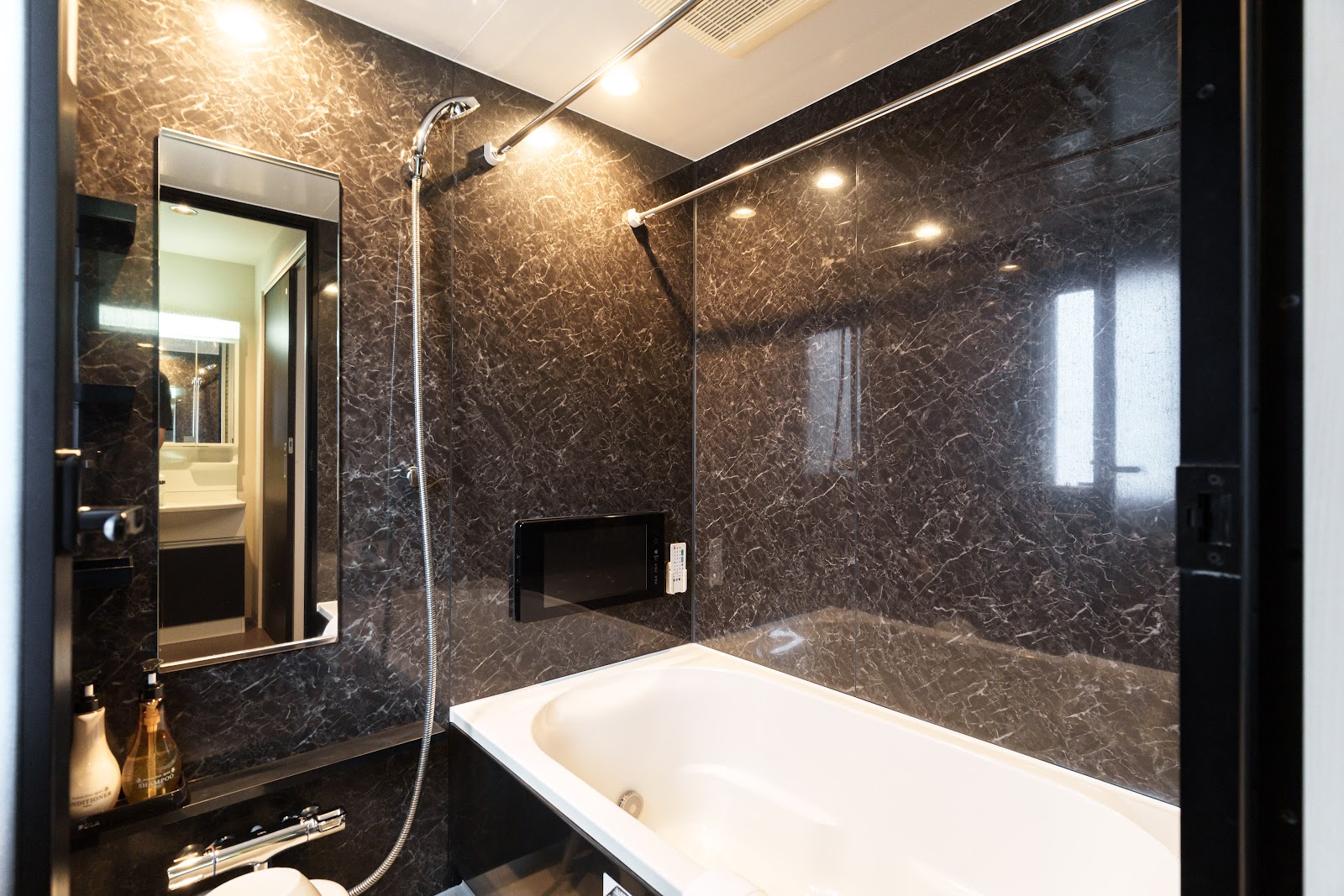 INOVA Kanazawa Station Hotel Suite