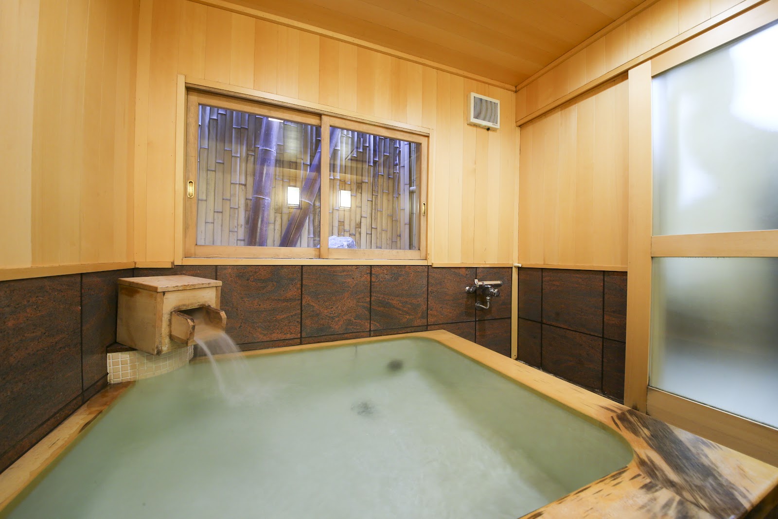 RYOKAN KAMOGAWA